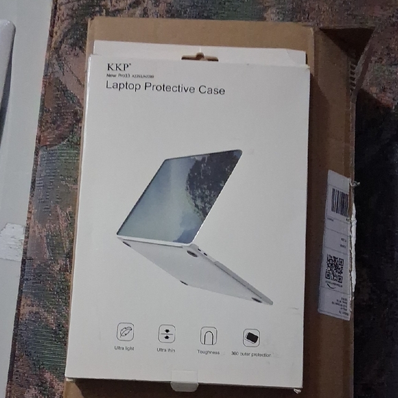 kkp Other - New 13 " Laptop Protective Case. Country Scene.